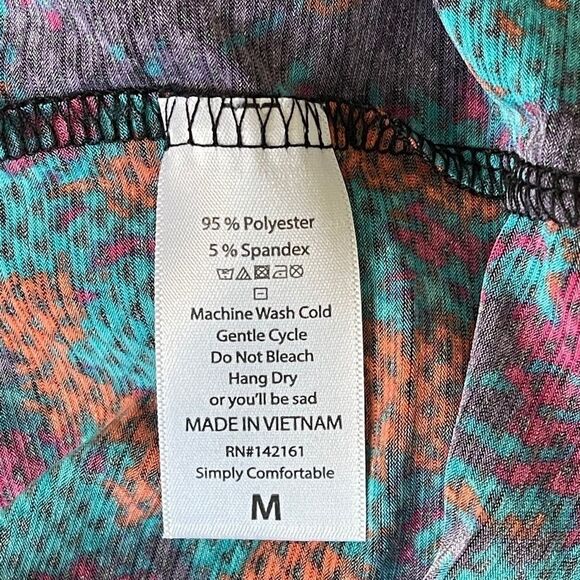 Lularoe Irma Tunic  - Picture 5 of 7